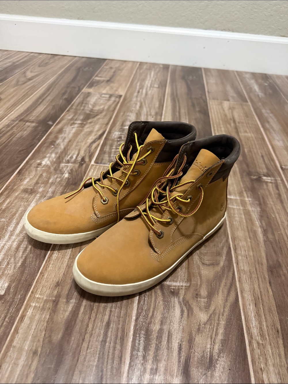 Timberland Men's Wheat/Tan Lace-Up Nubuck Boots
